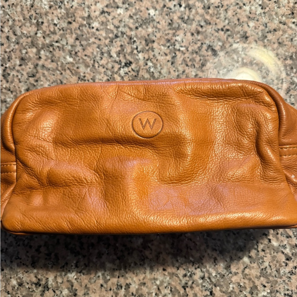 Wanderers Travel all leather toiletry bag